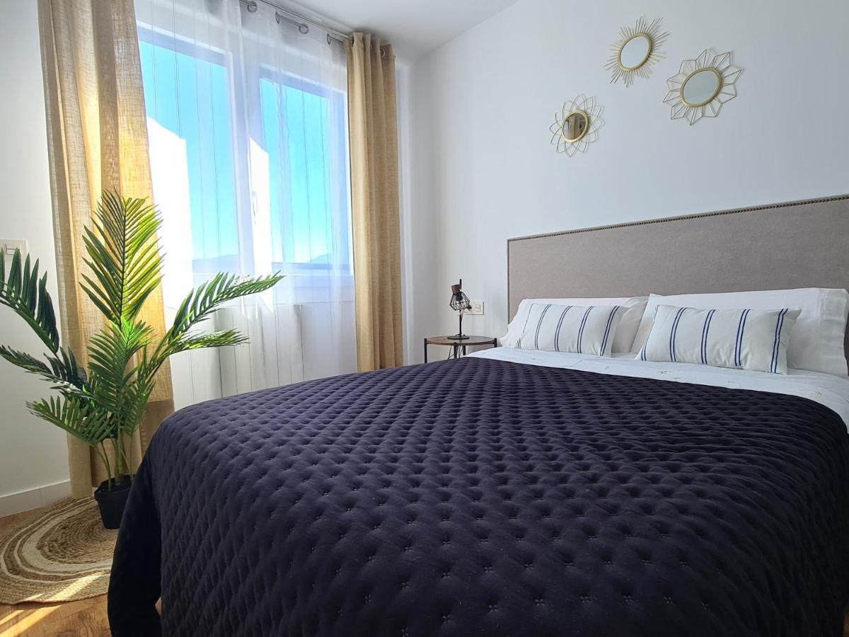 Apartamento Nicores Bidasoa Ирун Екстериор снимка
