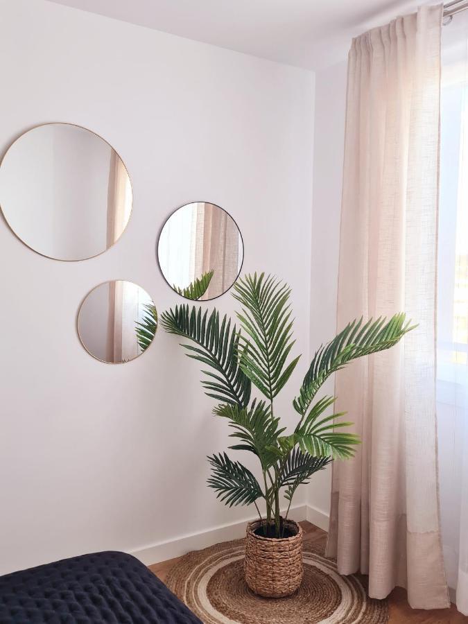 Apartamento Nicores Bidasoa Ирун Екстериор снимка